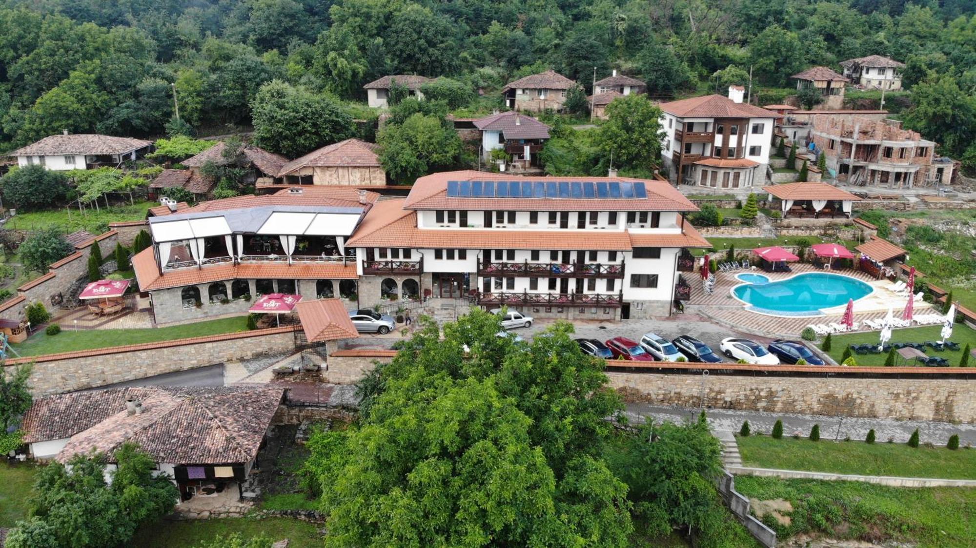 Hotel Complex Panorama Elena Exterior foto